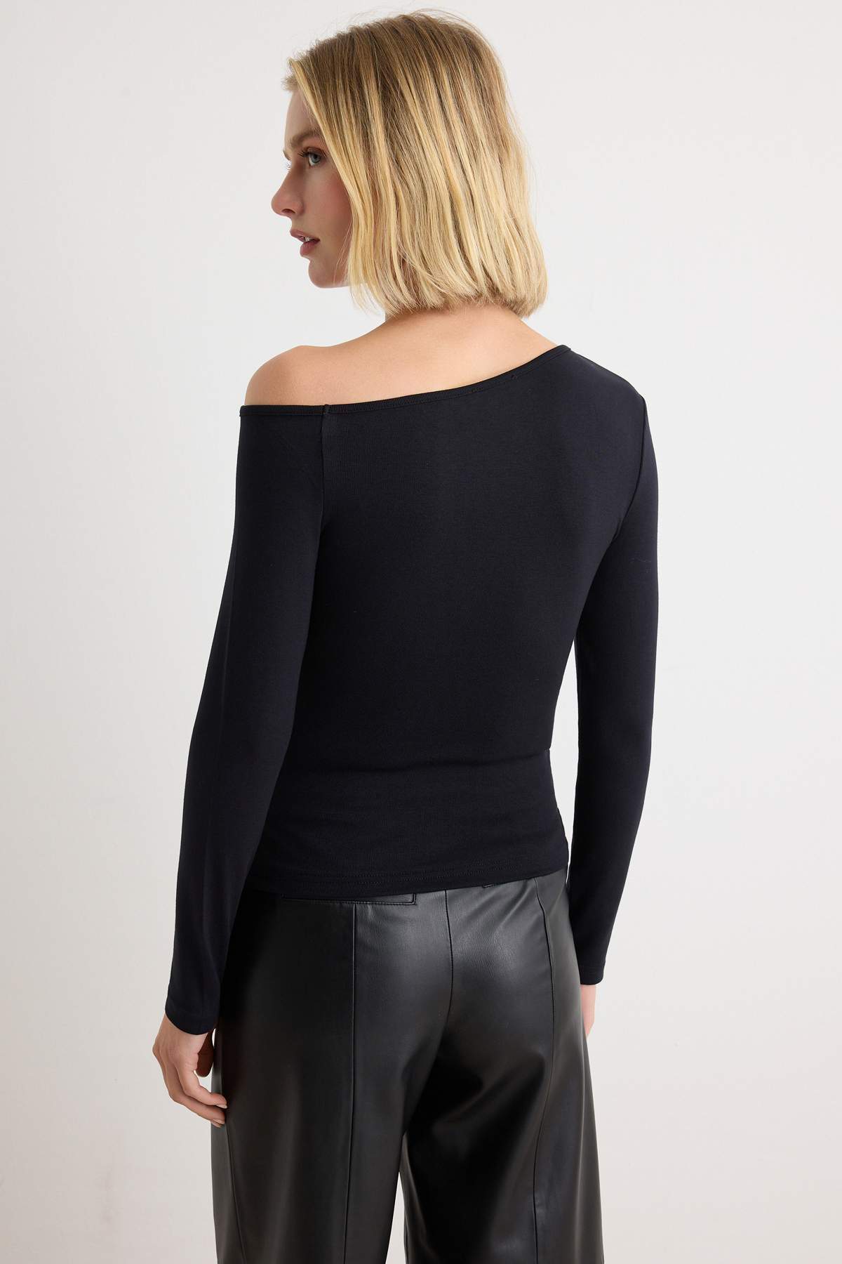 Bluze TWOAW27BZ00103 - crna