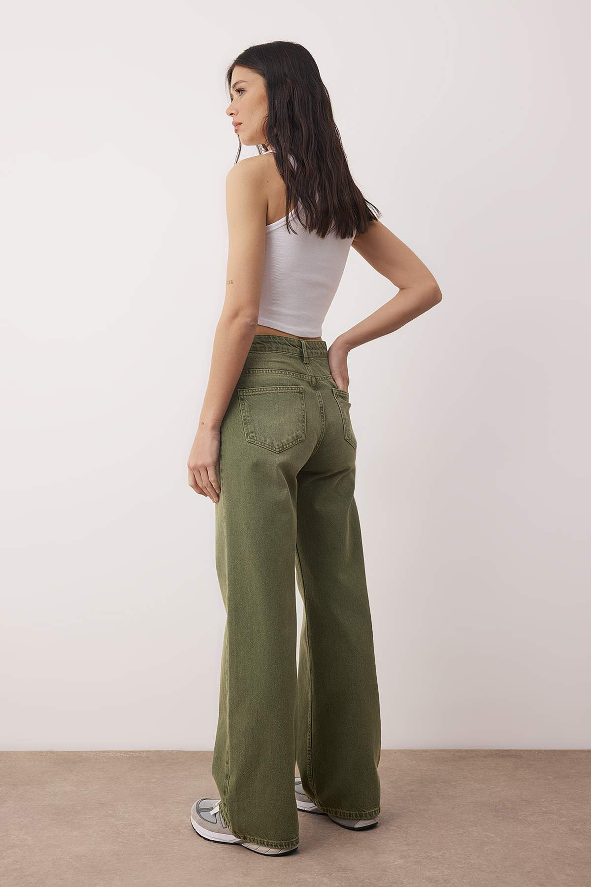 Farmerke TWOAW26JE00110 - khaki