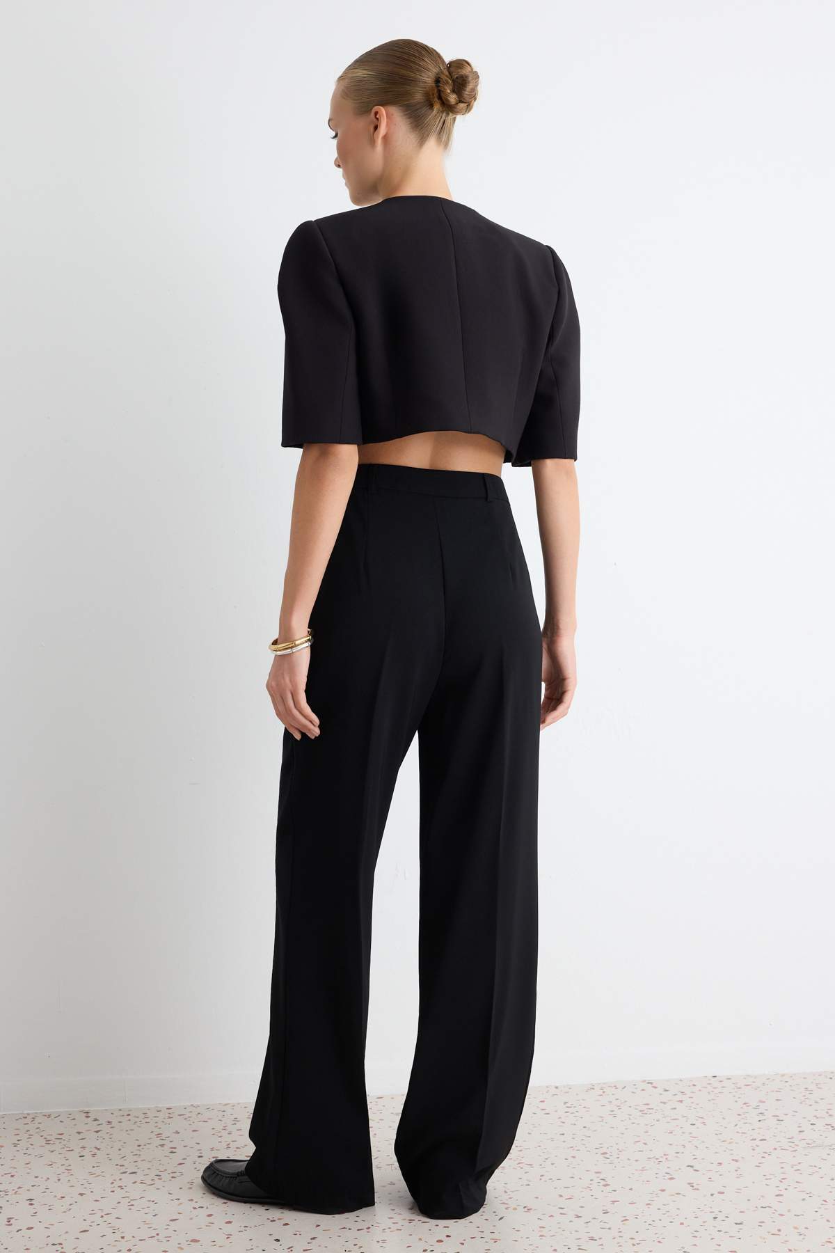 Pantalone TWOSS26PL00054 - crna [djesi-src-c6bc04697f7a93b8fd8ceac0b2ed257c6c730bfebd071378db2c87156e767850]