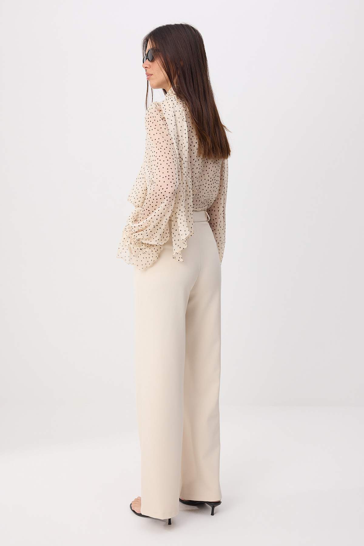 Pantalone TWOAW21PL0332 - bež [djesi-src-31c092de0c504926773be4b843edb79c801af7ded4d630b38b6b40cb4b6b38de]