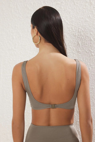 Gornji dio bikinija TBESS25BU00035 - khaki [djesi-src-f717dd007d81b5e94a377677ac44054172172162fa7d007376fc53a2ac115863]