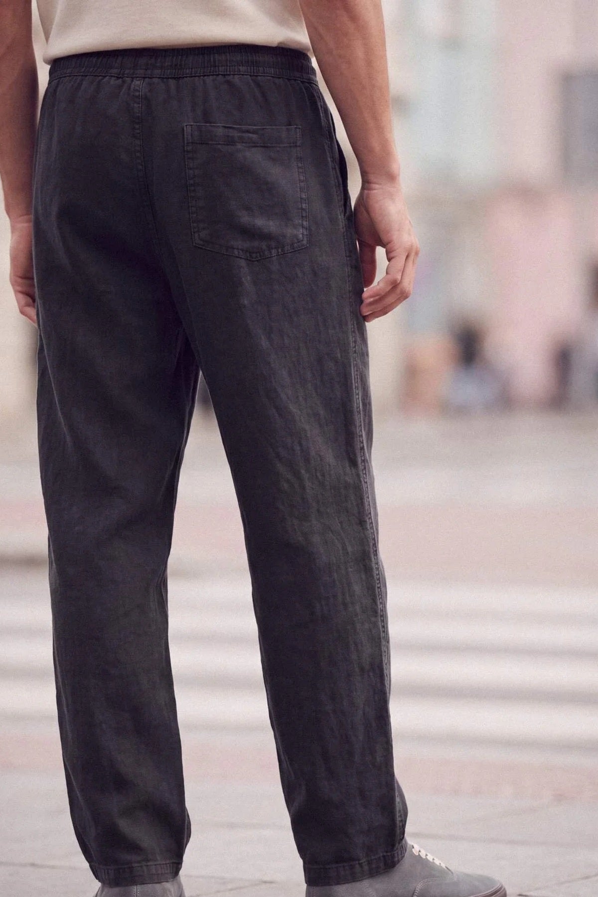 Pantalone TMNAW27PL00003 - crna [djesi-src-ec399b4656eb4979e638db56d8d119709800f553c24a04cab139f25ae3450db6]
