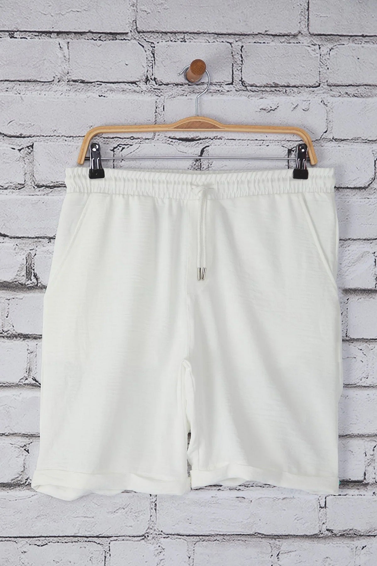 Šorts TMNSS25SR00004 - bijela [djesi-src-d10babcc6fb5d0d0d2218cee195f6a1a6684db0a725dfd8f708c10ee626350de]