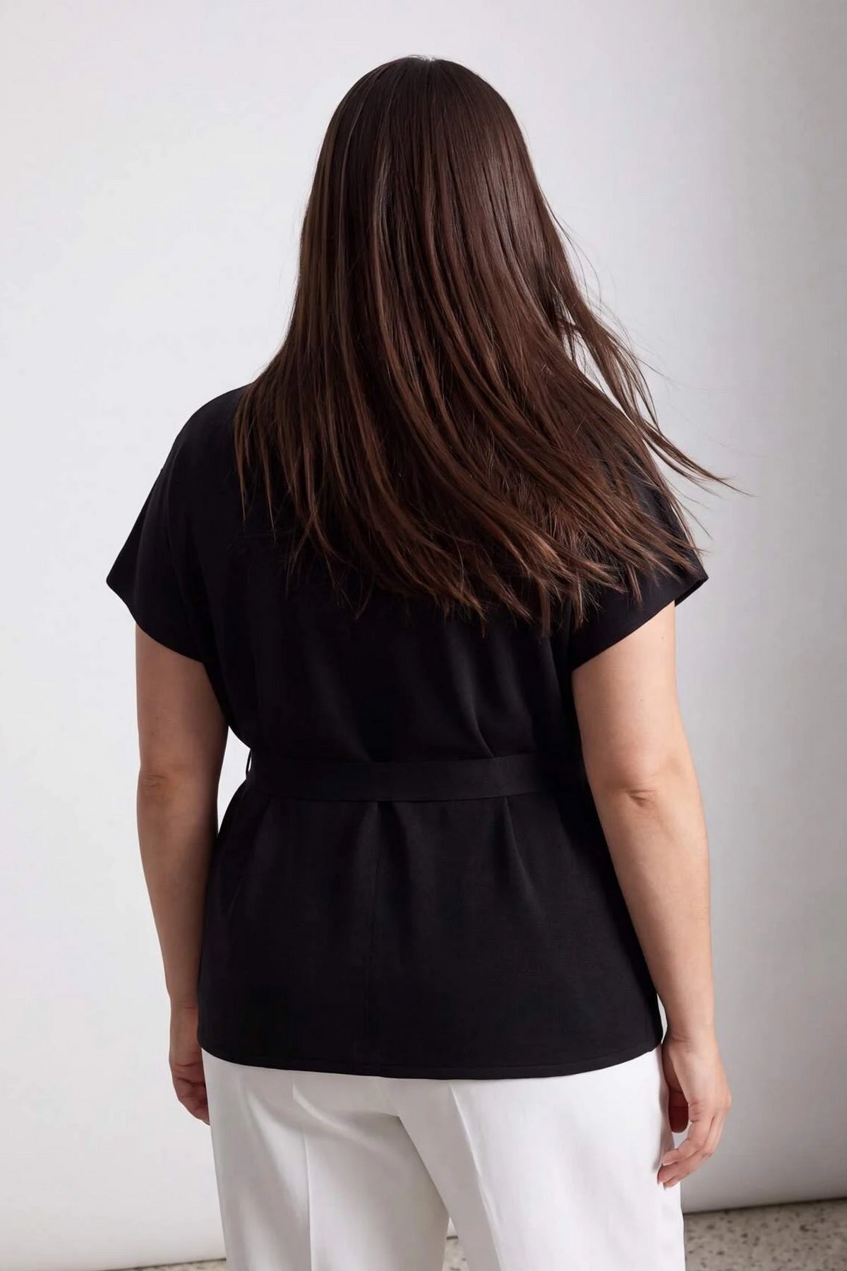 Bluza TBBAW27AF00018 - crna [djesi-src-2e767a345bc3371c267ed1bffaeed00652c96830652f96b2fa44b259f0bc2b67]