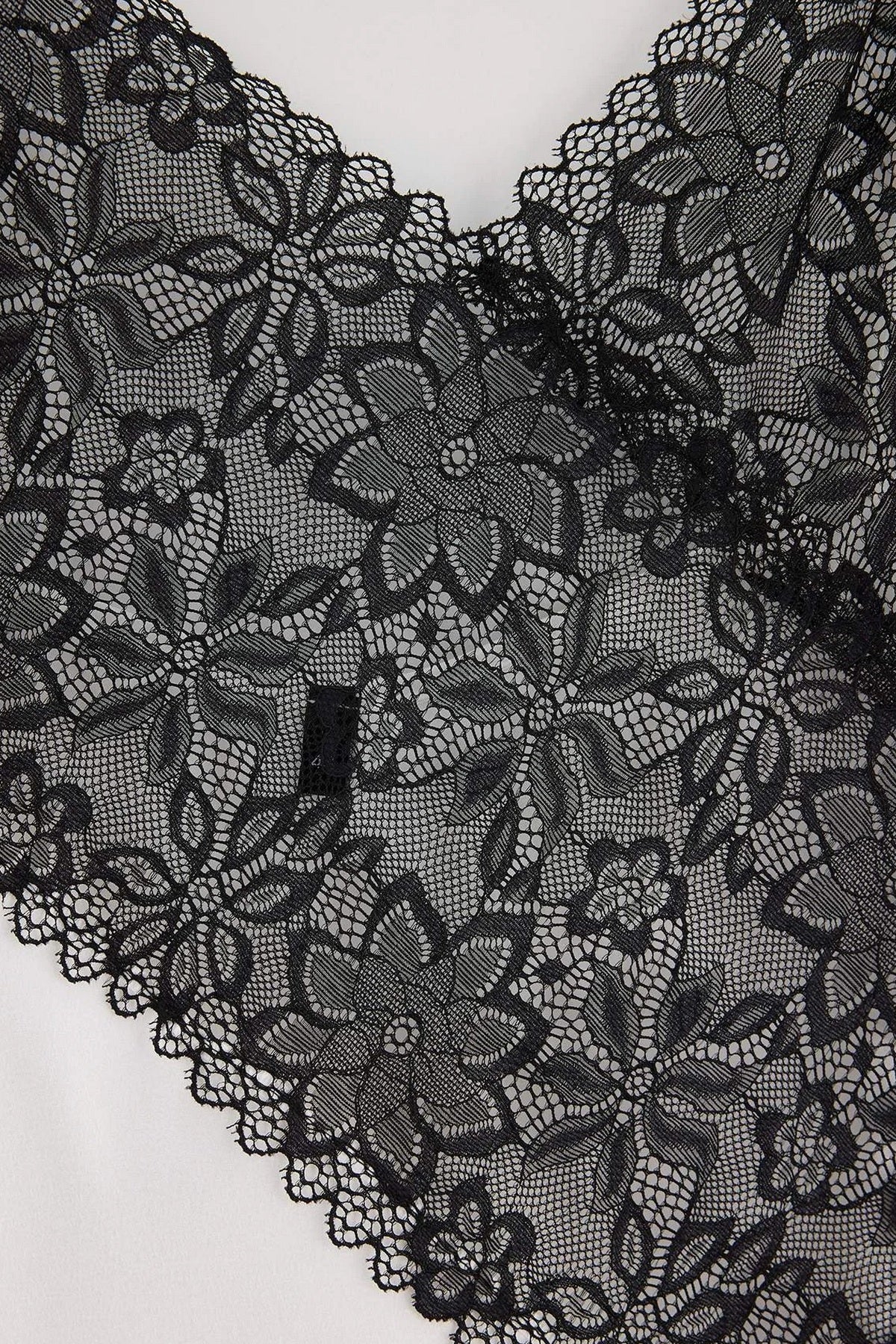 Spavaćica TBBAW27CH00001 - bijela [djesi-src-5605f893e7c328307e88d3c57585423cbe179e00306285c0a746156e01a2da6c]