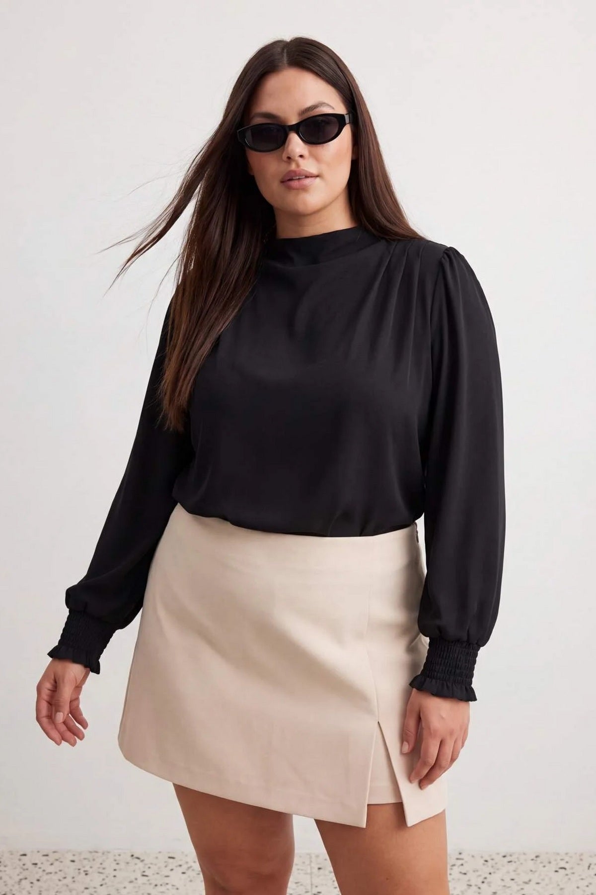 Bluza TBBAW27AF00032 - crna [djesi-src-781c50b33ef0e4a22df42069d312e0e33afc5c60db21180c19dfd6d1438a17ad]