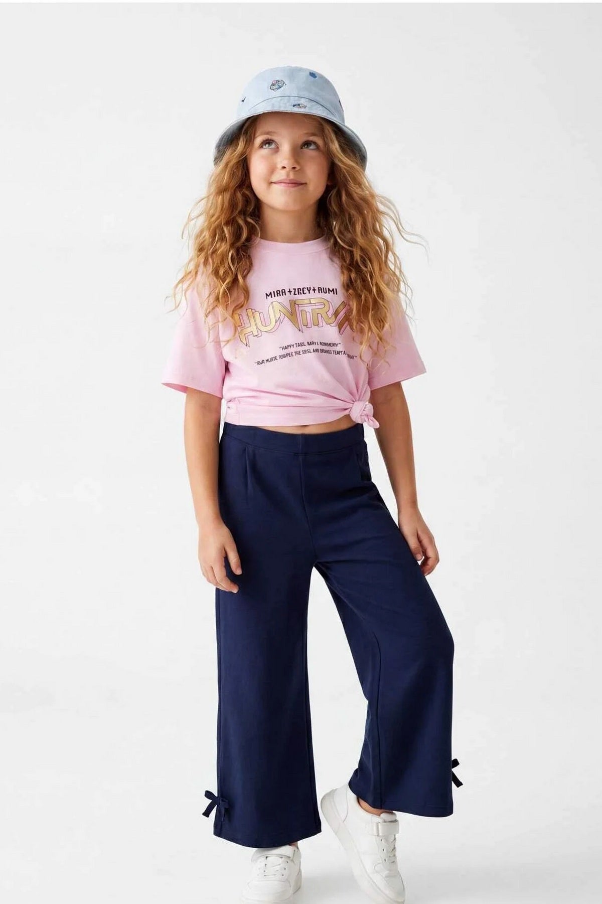 Pantalone TKDSS26PL00003 - teget [djesi-src-c32b9fa7e641044c78252bbad9e2967d0e1b12e3661fcaddea08712386627ad4]