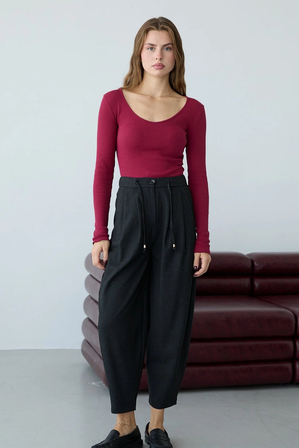 Pantalone TWOAW27PL00101 - siva [djesi-src-3db0fb5d60a75bda1a5028c6a4ebff2917912a54cf080be1db9a12cbf0a6bbc2]