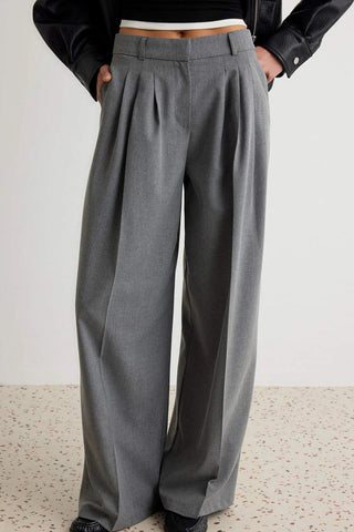 Pantalone TWOAW27PL00060 - siva [djesi-src-3eb15a239263b389883e3ea887fdecc8803031902b5ce17d48223dd4be19712a]