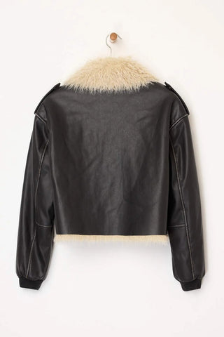 Kaputi TWOAW26MO00087 - crna [djesi-src-b9b4a5df5081d4728567245f99deffb5405d5e2ef867b2a7f85189caf8fec8fb]