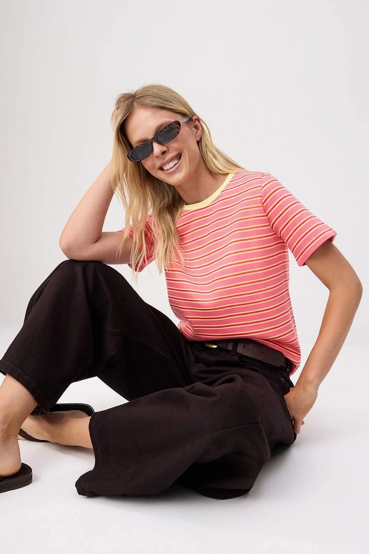 Majice TWOSS26TS00067 - roze [djesi-src-992368927953117f71ab53a502022858a526bfa401ae21c6a082bcba9e7f5b60]