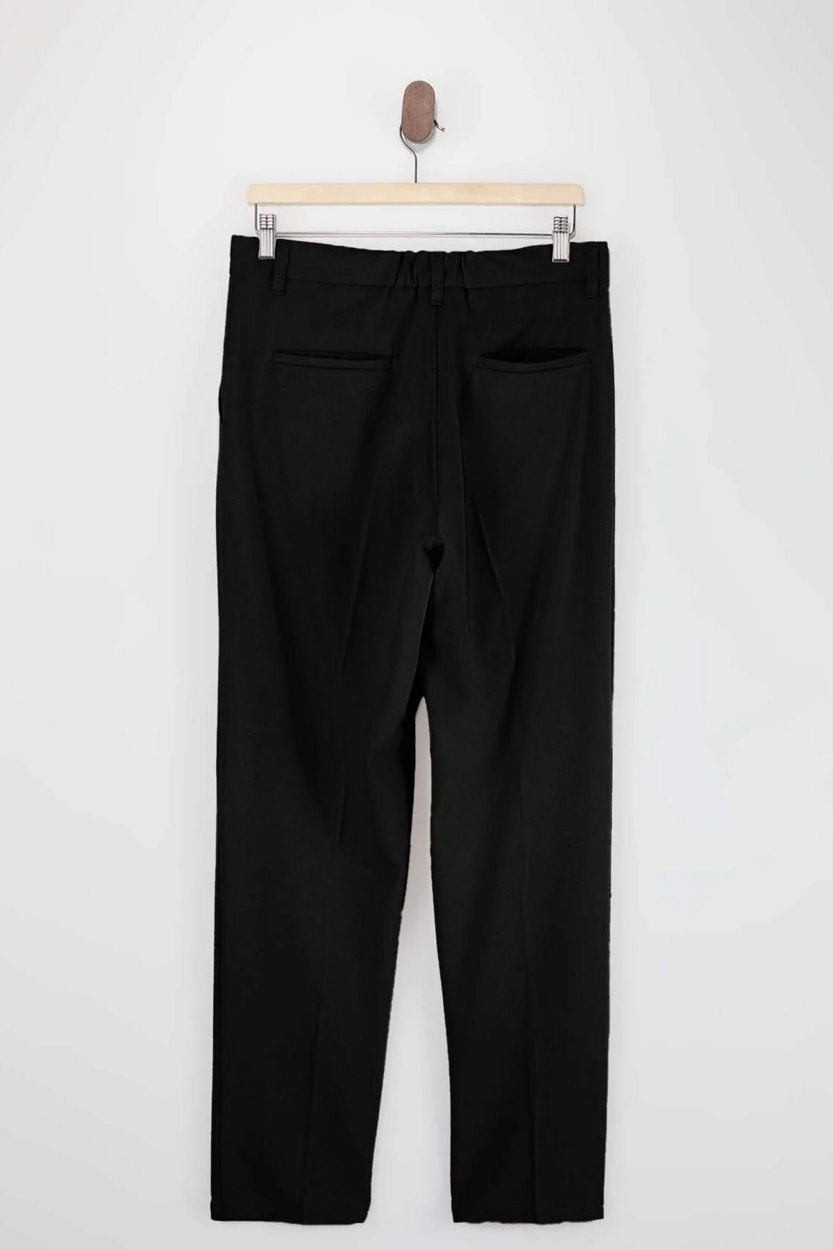 Pantalone TMNSS26PL00019 - crna [djesi-src-2bff82cbf16e1f4600682015a37b750736ecceabff1ae7e98379dd910cc43c68]