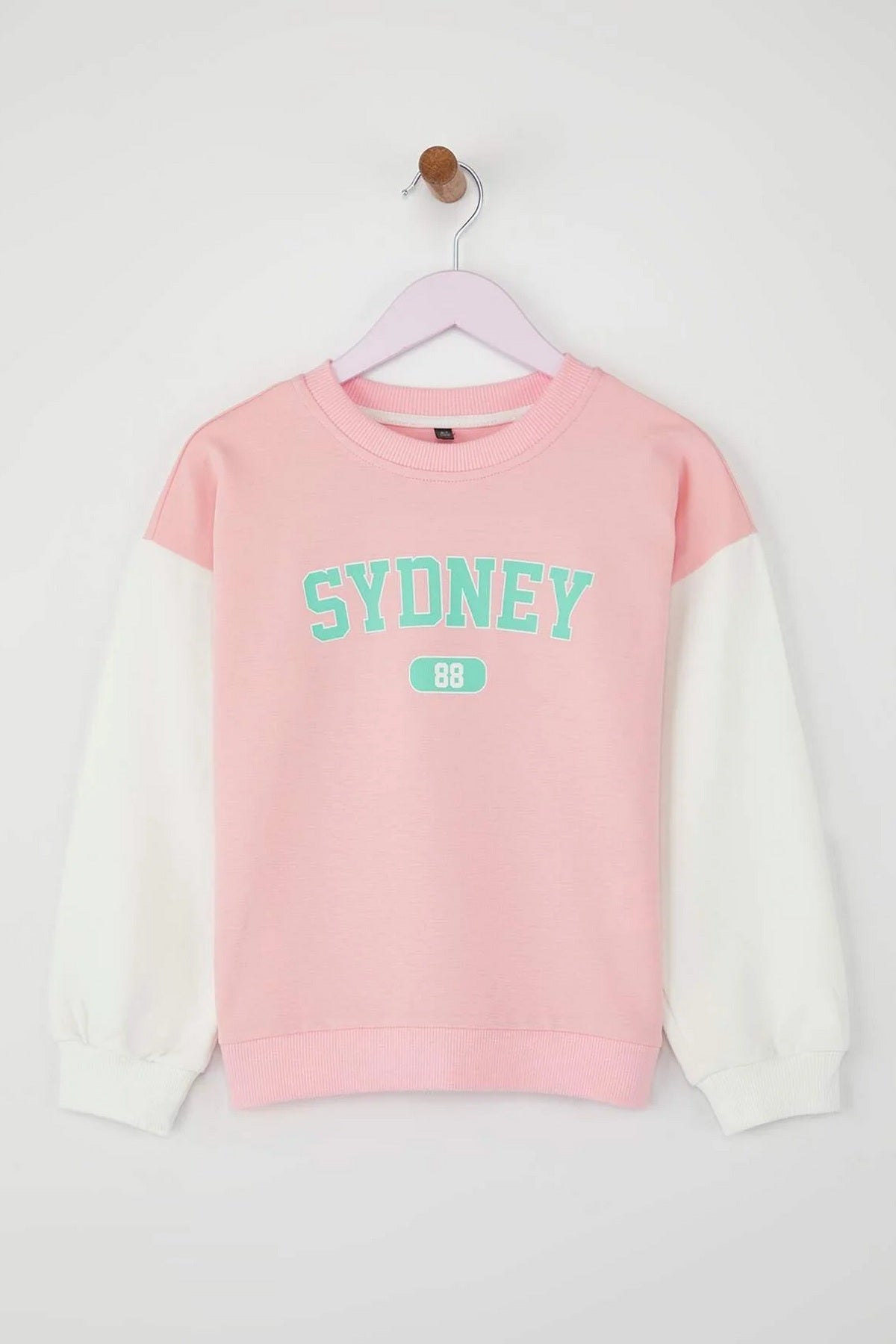 Dukserica TKDAW26SW00005 - roze [djesi-src-7e13edf4429ddfaa0797cf6552220799eb6d6466a064d8480aeccf55a7d98347]