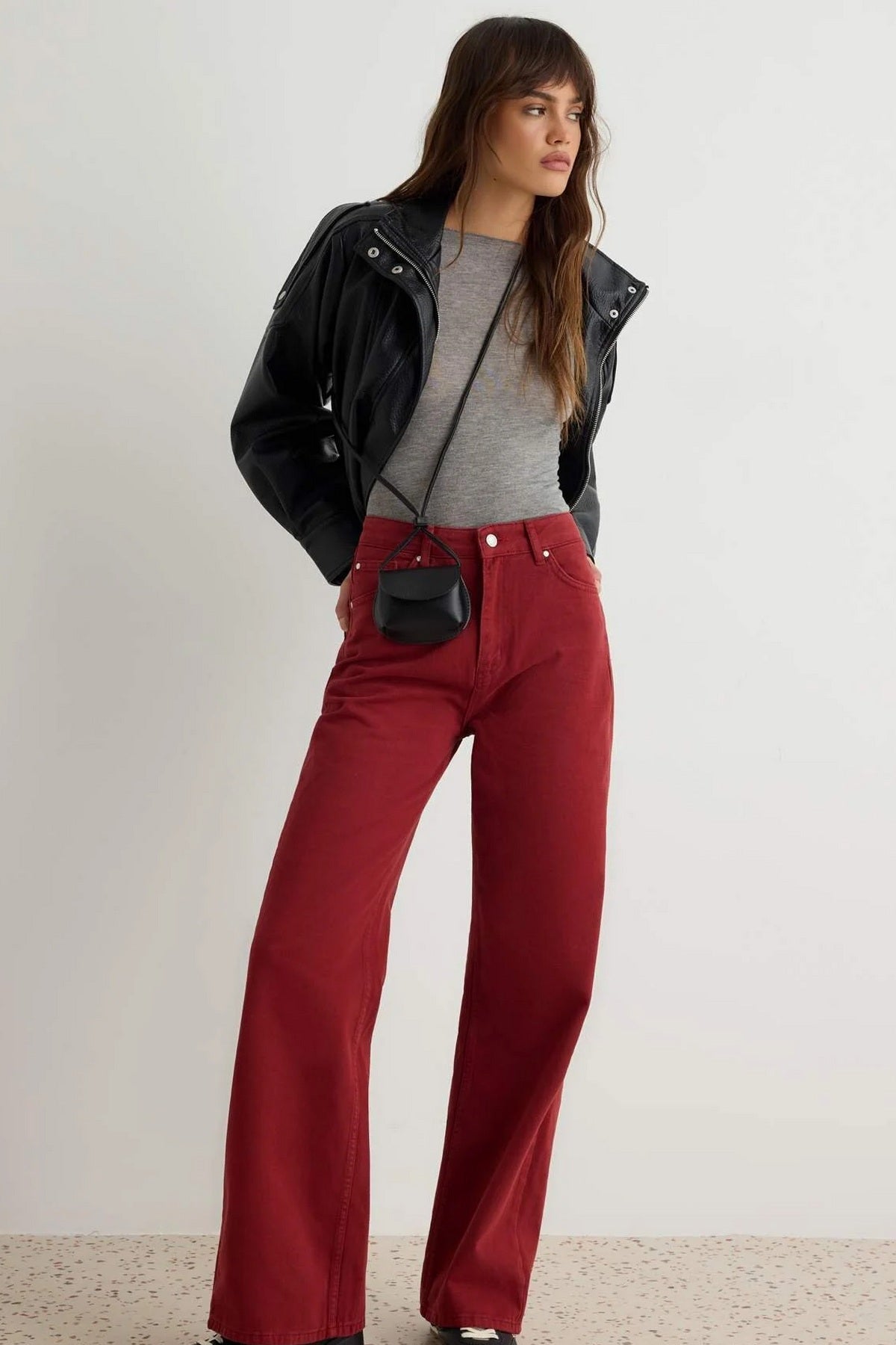 Farmerke TWOSS24JE00140 - bordo [djesi-src-80be6df8b4f5df6981077461d778adc924b6973f250207dd58b583dd54047491]