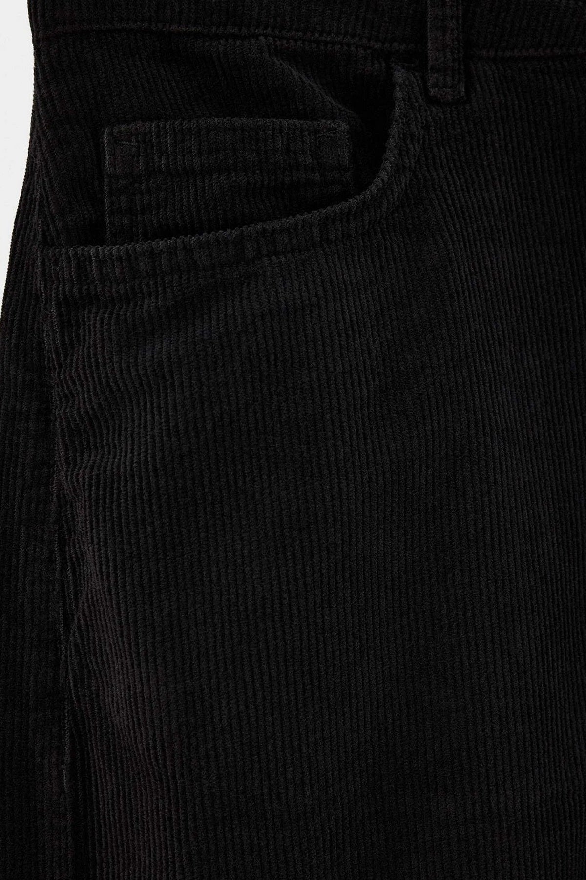 Pantalone TMNAW27PL00013 - crna [djesi-src-37ef030058f447f0c1e147a74fd2518f979846f6550e5f3b5201bfe277bf1dc7]