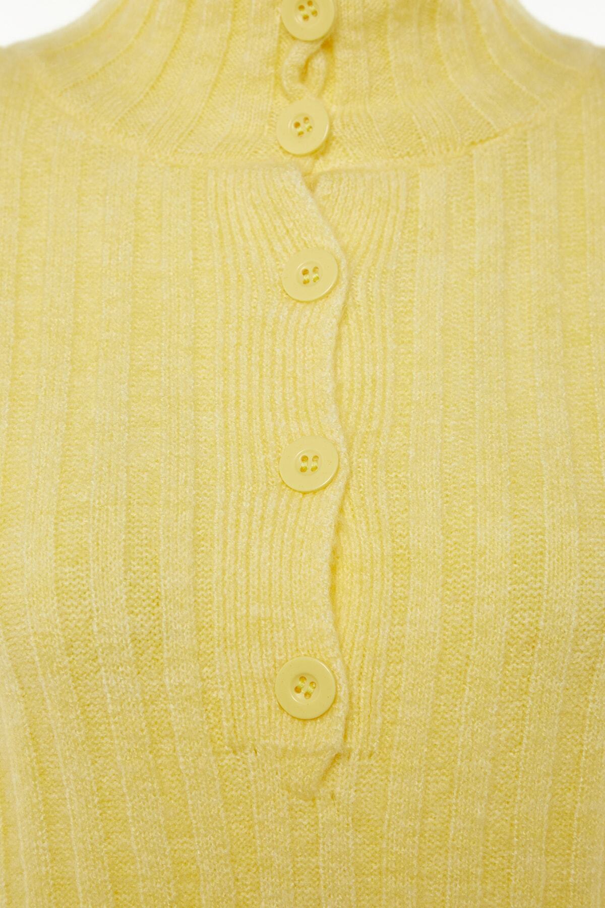Trikotaza TWOAW21KZ0783 - žuta