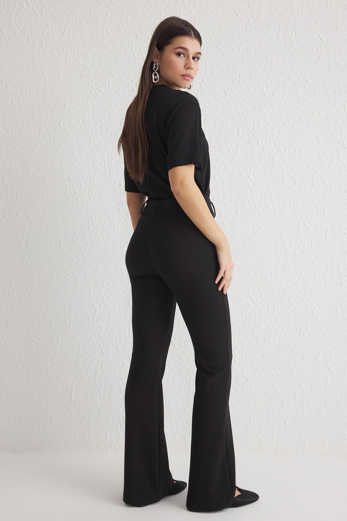 Pantalone TWOSS25PL00065 - crna [djesi-src-596cc88422c83f51fcca422854a7d502e08bcc9de55ee9ff898e193f4d3d7df6]