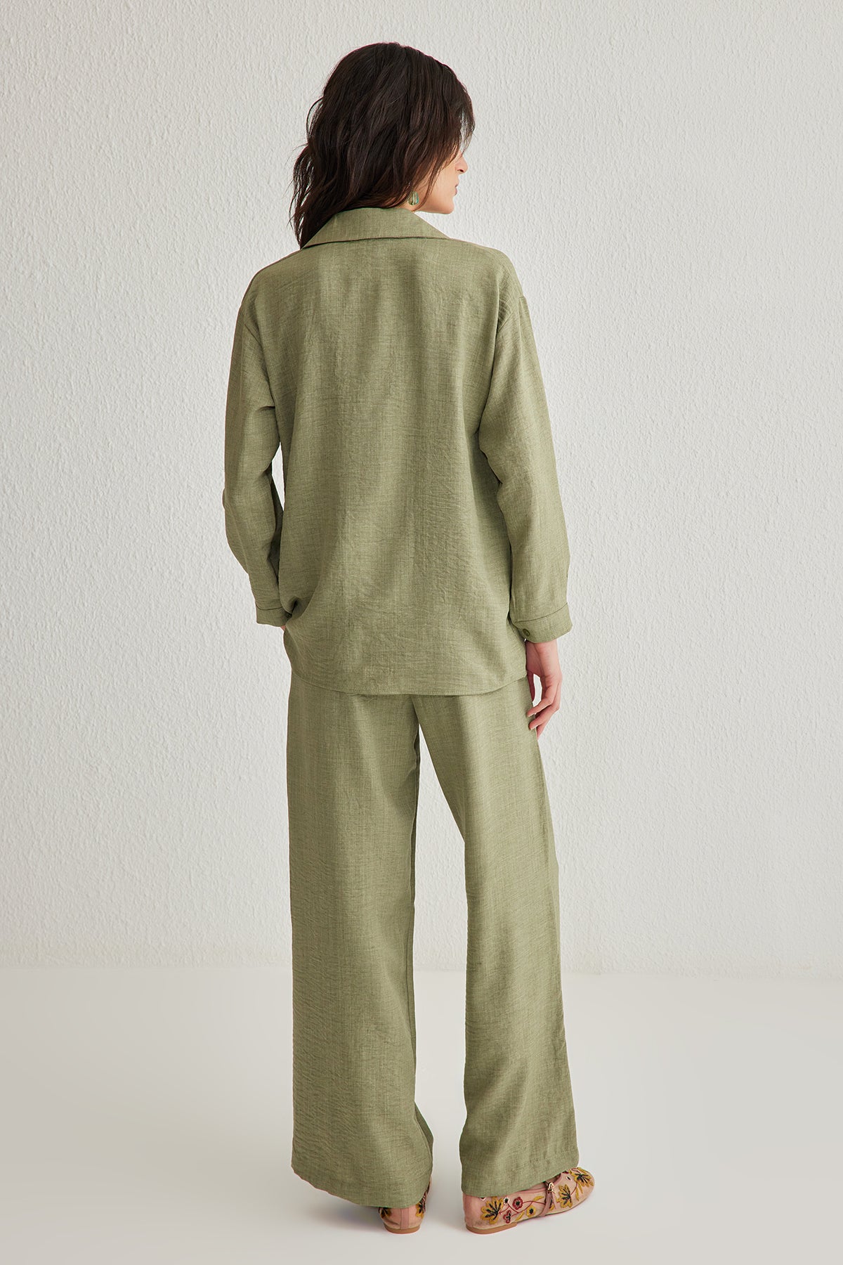 Kompleti TWOSS24AU00095 - khaki