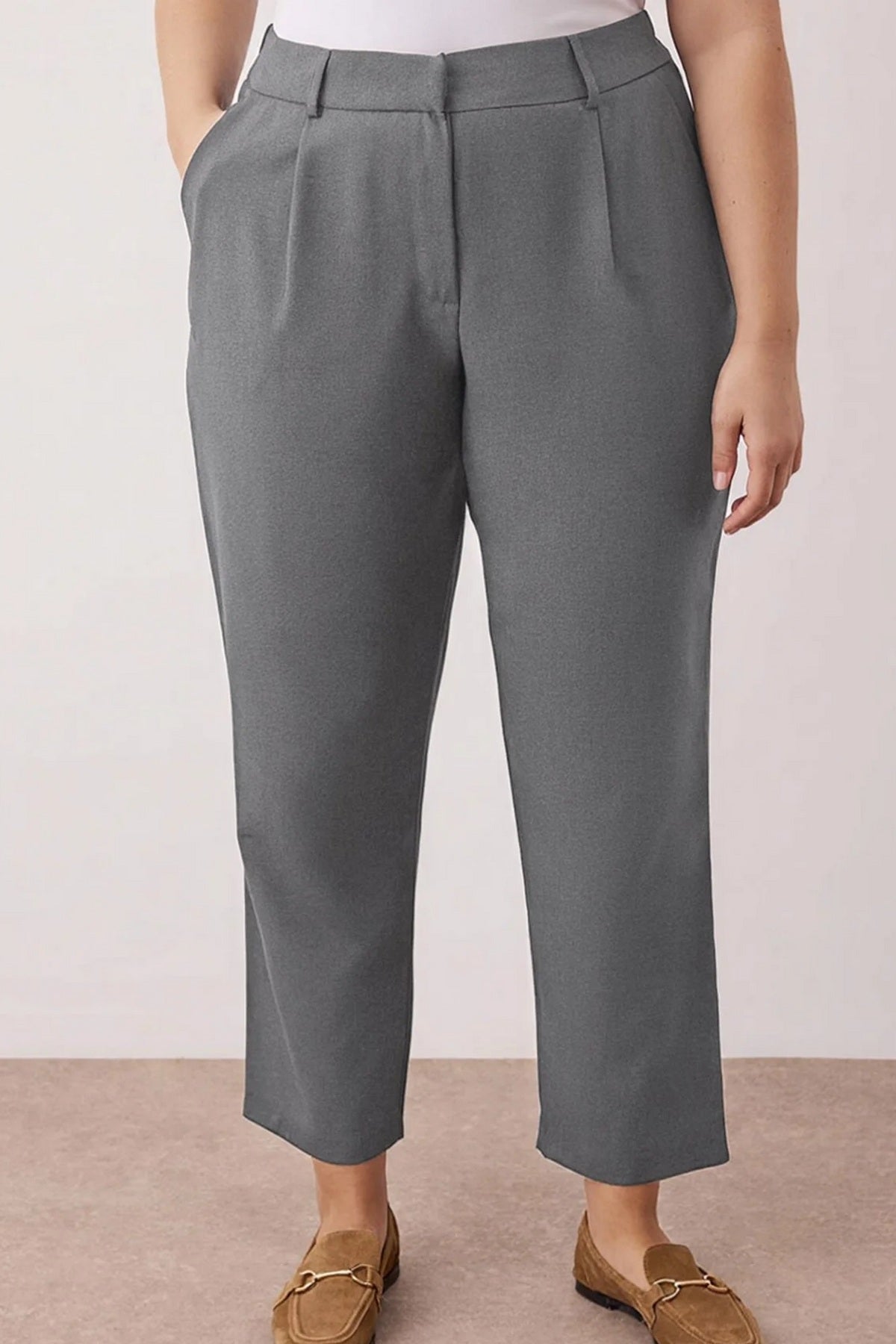 Pantalone TBBAW26AR00012 - siva 2 [djesi-src-8350eb3bddb45f175ef8609427c85889fc9cfc4be94fd8e82f16f4df1c08619f]