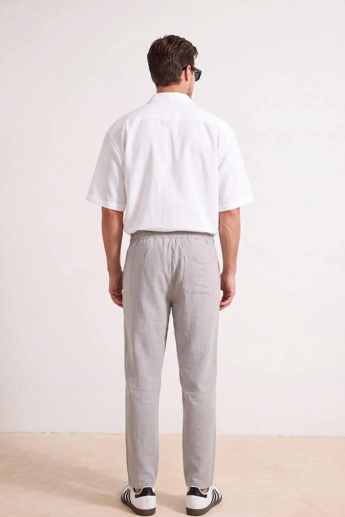 Pantalone TMNSS26PL00042 - crna [djesi-src-1a0429347c9d813ebf4cc1125aefaf3866c8d73d1c4cf9b504ca00e567d7c720]