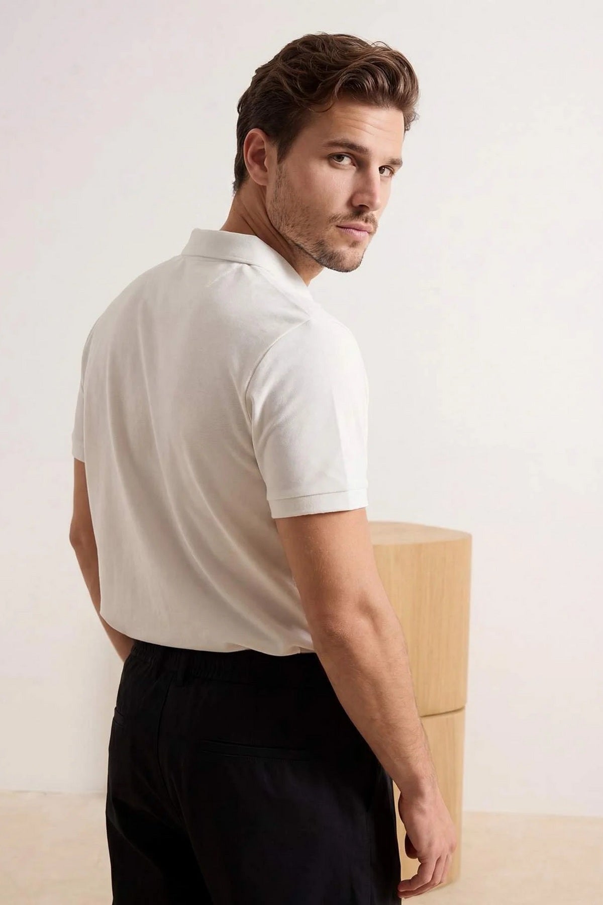 Polo majica TMNSS26PO00033 - ekru [djesi-src-1f411c68b701be1ef1ce909d9f3bf5c9ce7ed6fff0f069cd82f0d125838f4061]