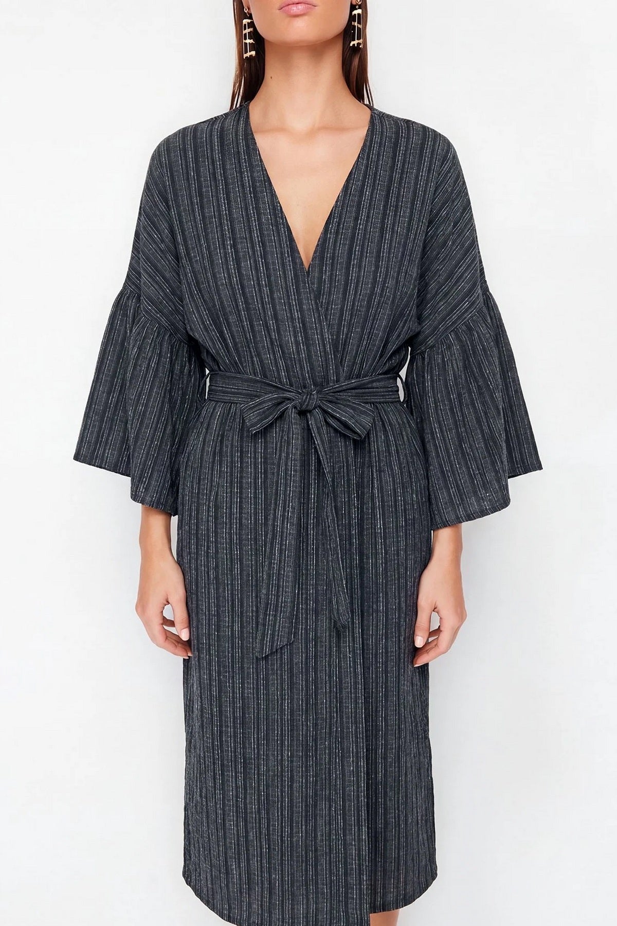 Kimono TBESS23KM00028 - crna [djesi-src-66a207815d54726a1f13da278be4b1446a306cb83507396c90e6e9edf4652441]