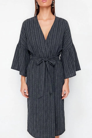 Kimono TBESS23KM00028 - crna [djesi-src-66a207815d54726a1f13da278be4b1446a306cb83507396c90e6e9edf4652441]