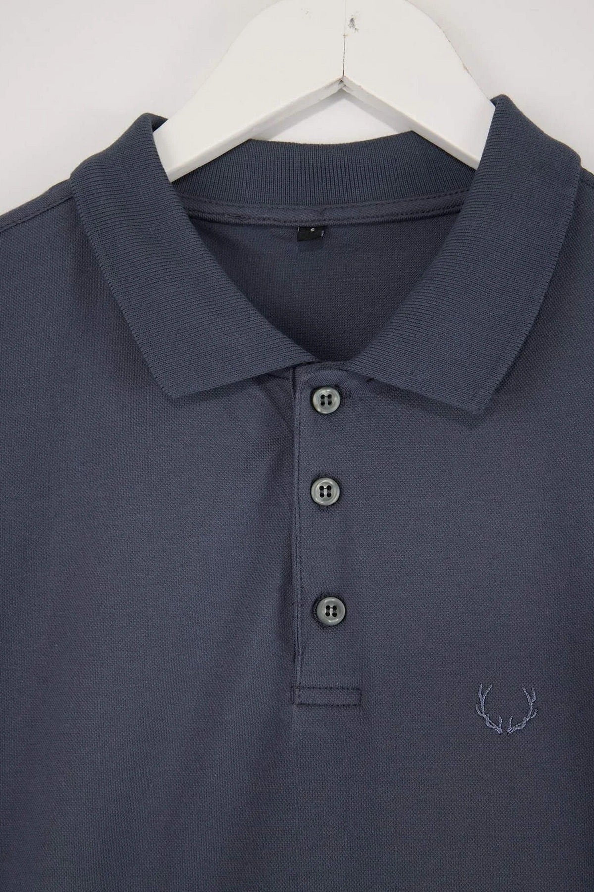Polo majica TMNSS26PO00016 - siva [djesi-src-c853fb10d5d8d163250b1b9272ddc29333b718a25968f2eefedd98bfc925f1d5]