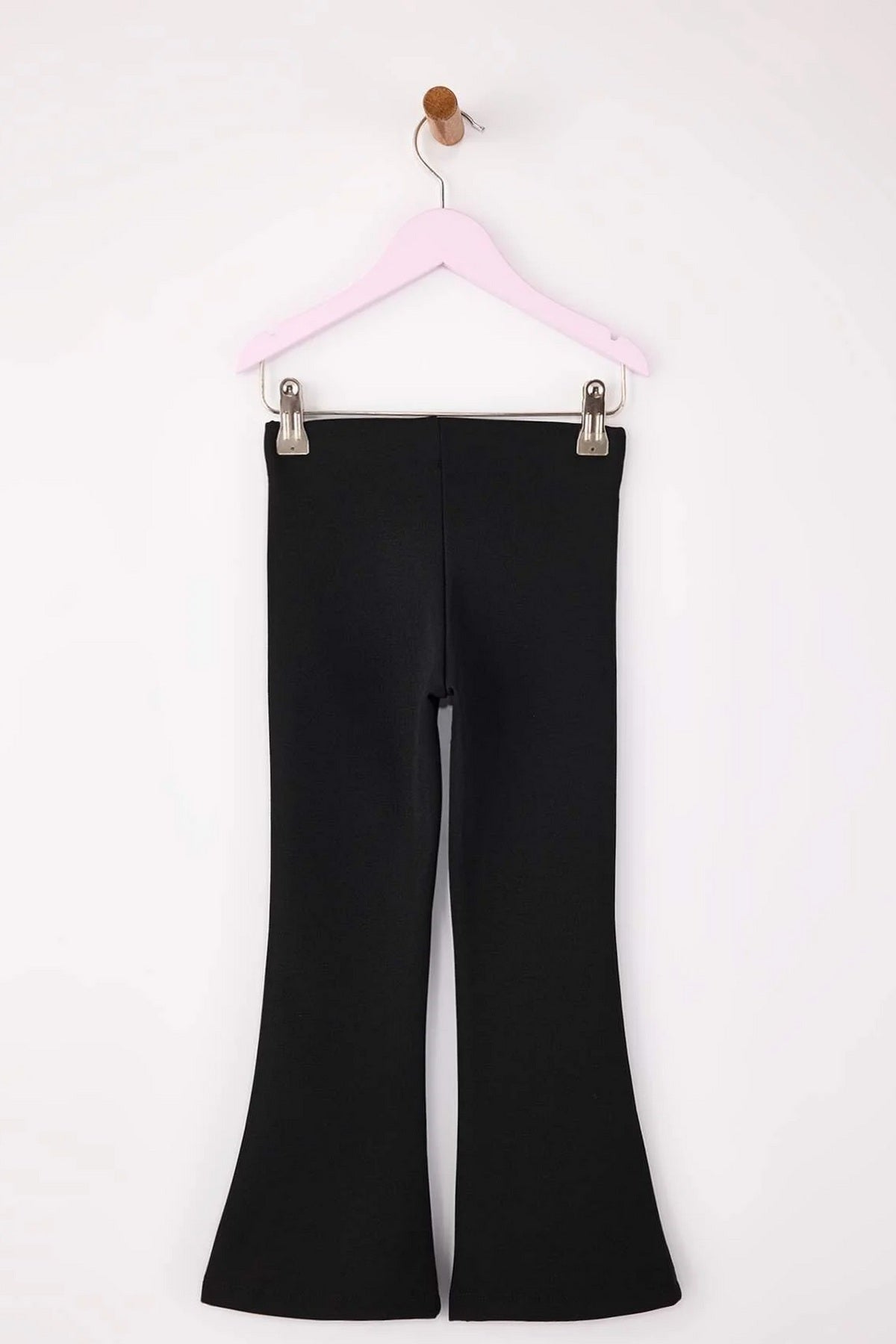 Pantalone TKDAW26PL00004 - crna [djesi-src-15d6a9466ca6981ad8c5930756fe3d6011869dd8d47482082fdadd7b1d3358af]