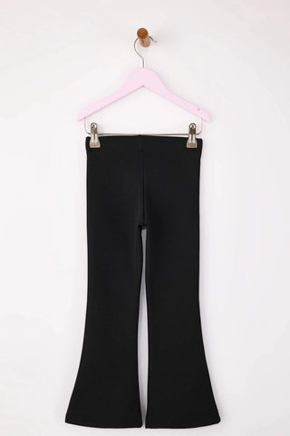 Pantalone TKDAW26PL00004 - crna [djesi-src-15d6a9466ca6981ad8c5930756fe3d6011869dd8d47482082fdadd7b1d3358af]