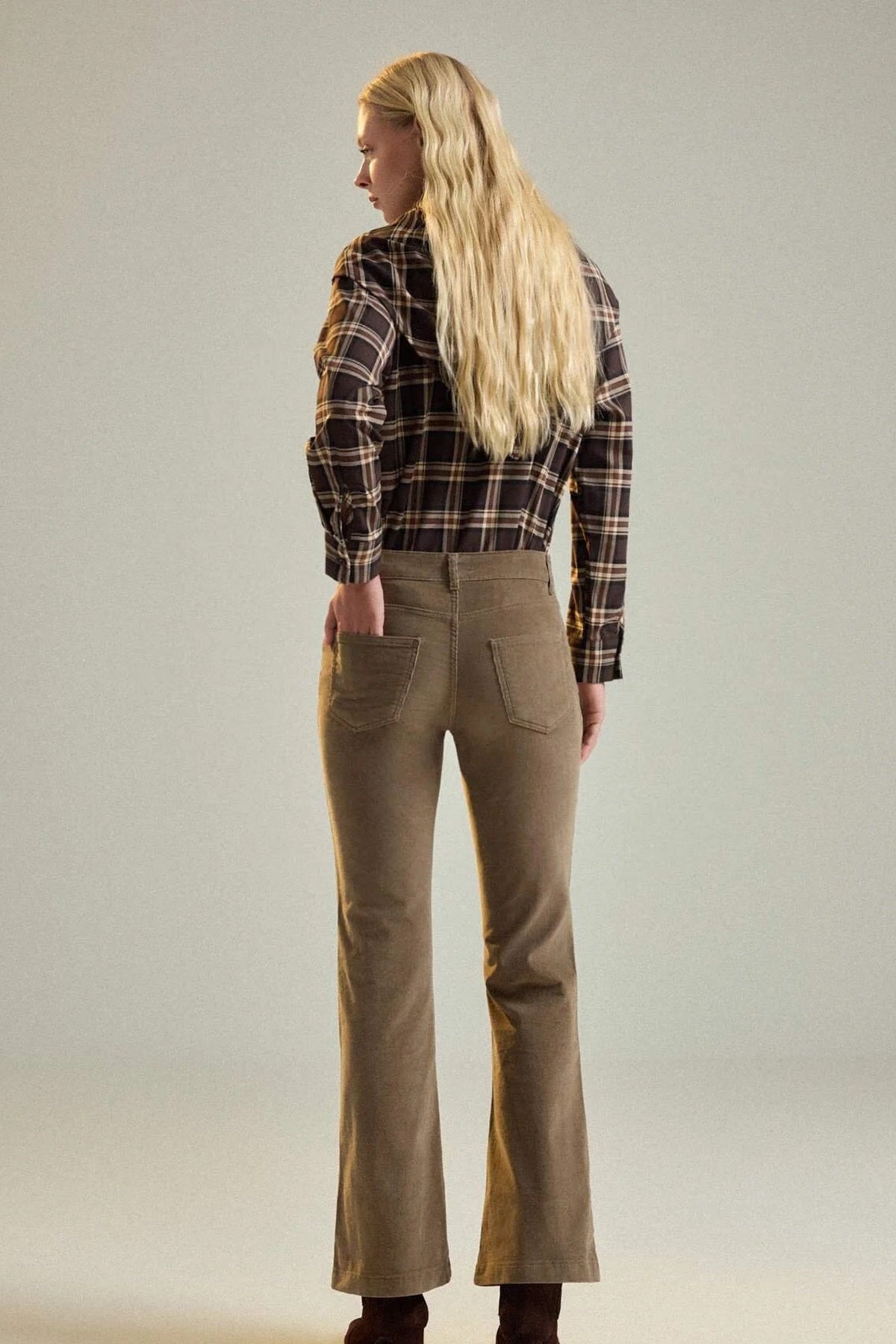Pantalone TWOAW27PL00085 - bež [djesi-src-584a4df9b2cf6bee275dd34b9f476064bfe56f8692f03b5fe13adf61cca60cbd]
