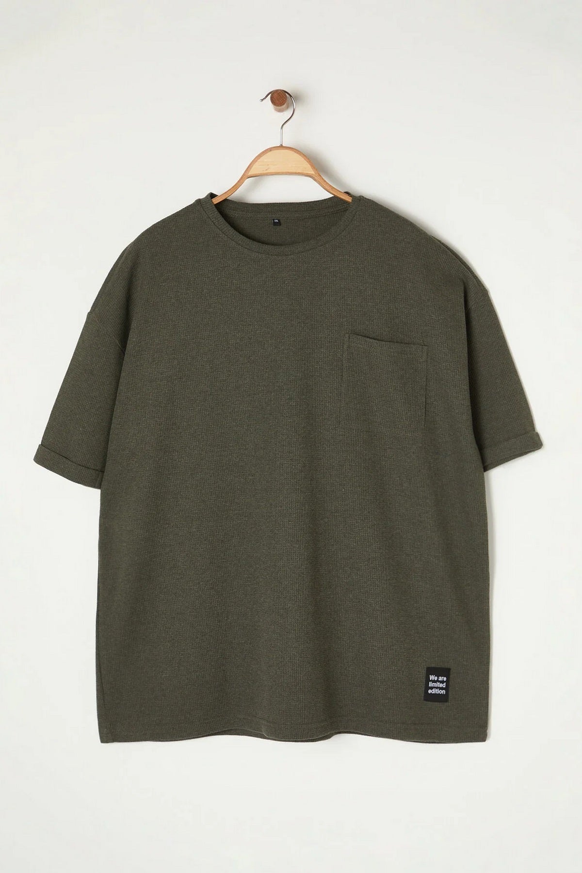 Majica TMNSS25BF00000 - khaki [djesi-src-2646082b353529dd4c65c3f3cba2e90d28bf632bb44215635217d31d23085770]