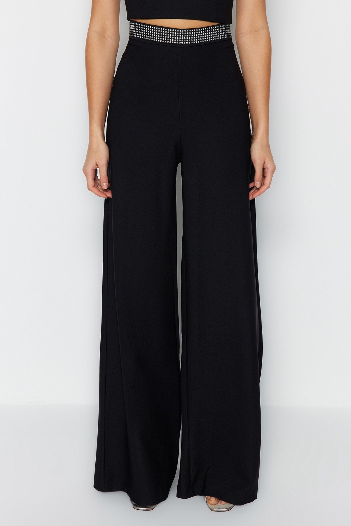 Pantalone TPRSS23PL00042 - crna [djesi-src-4b21659a3f3d1463be0b85fb9a81da397c10cf9d51996ec3569164f4364f594b]