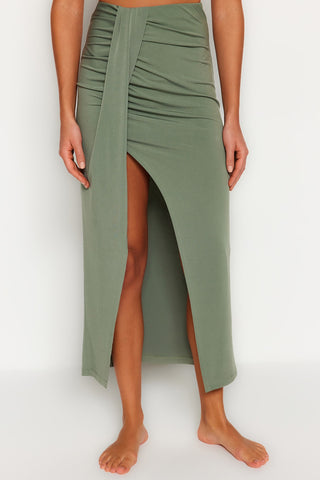 Suknje TBESS23ET00021 - khaki [djesi-src-7fd79f41db65fbe498e332d82448d66c1f837d16badf4669aa8b48198750549a]
