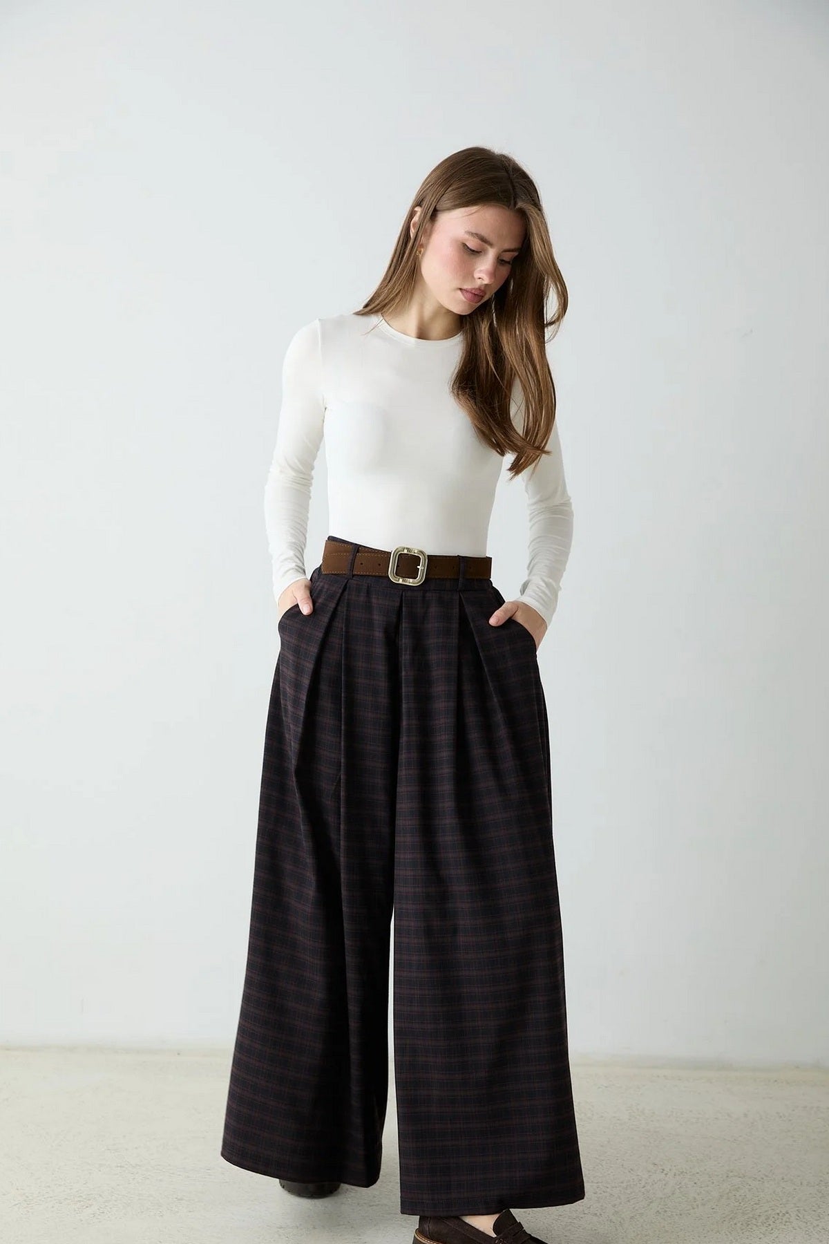 Pantalone TWOAW27PL00179 - teget [djesi-src-e3cda69be4f60cd67887d008bdc565bd7eeb505d6d8cc8498ee28b2725029c59]