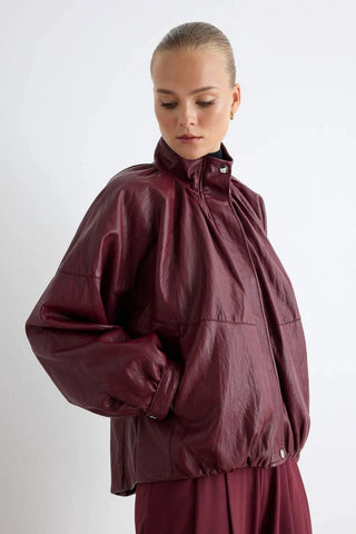 Kaputi TWOAW27MO00065 - bordo [djesi-src-f9af835782ecfdfca53bd10c36268553f3745e040cf5664aa4c0a95b9aecade6]
