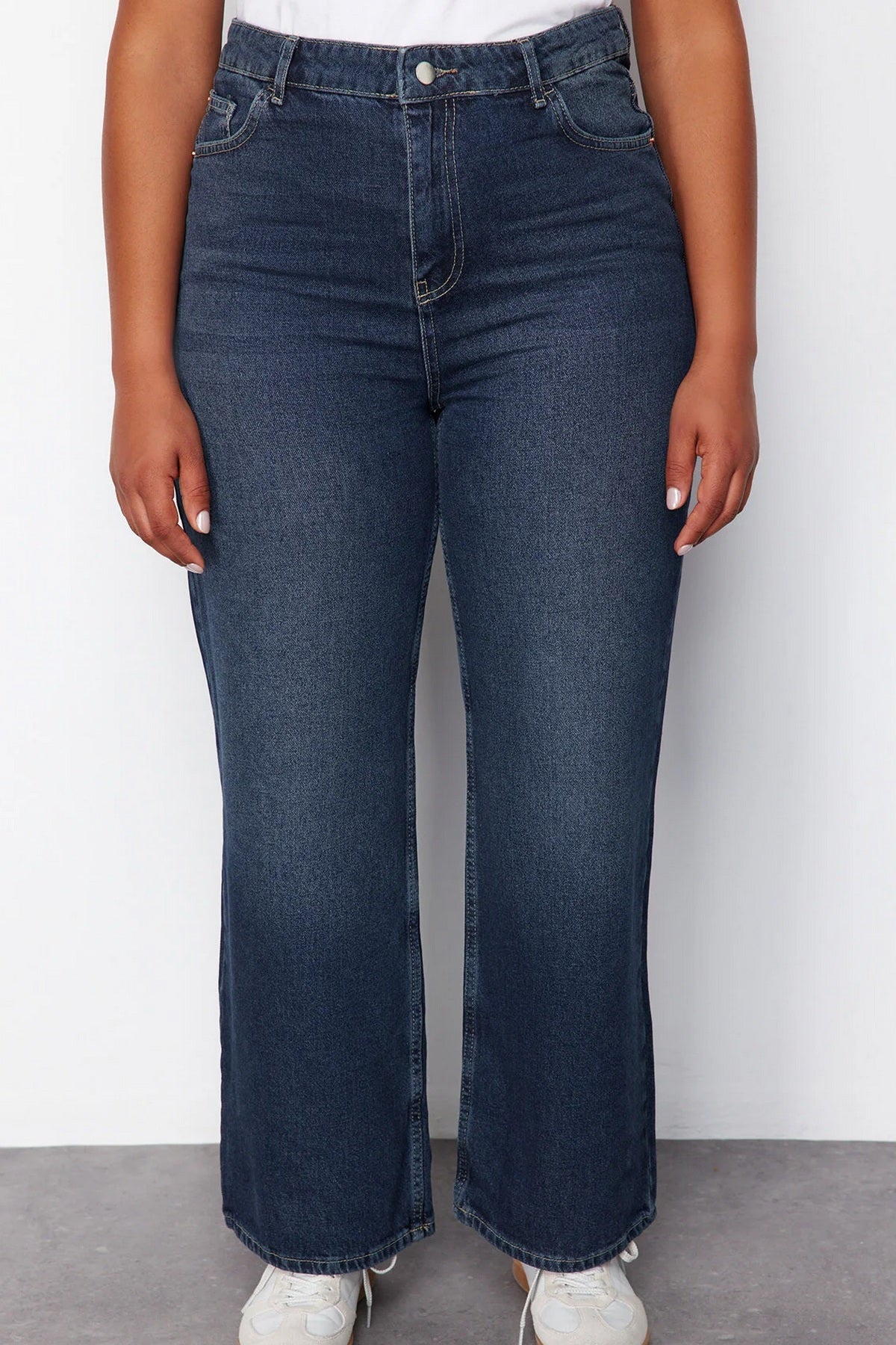 Jeans TBBSS24CJ00050 - plava [djesi-src-f513e689b4b7712673ac620d303ae02e4e18cc7103b425f2b6078bb261d7c0d9]