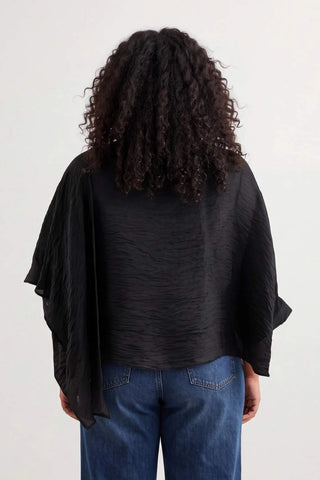 Bluza TBBSS26AF00334 - crna [djesi-src-c91227c2840bde2f4e7171bb857317b45ce5f09550ee12754f1d7d69c24cfe19]