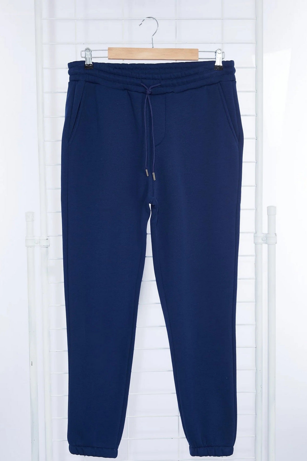 Donji Dio Trenerke TMNAW22EA0346 - indigo [djesi-src-2b81214c0c2a43bbd64c771266f3fb53c8407e4a4d9e5d0bdf9940c3d534fa88]