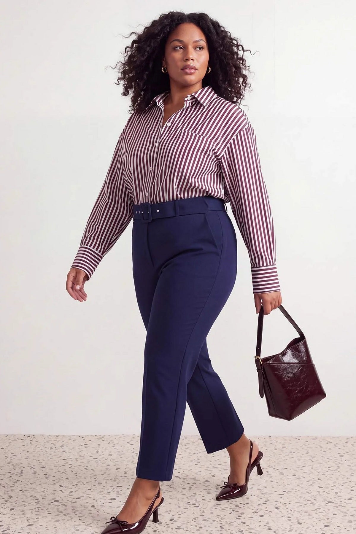 Pantalone TBBAW27AR00008 - teget [djesi-src-bf73af41c5158272c482c7c1e59d892f1cb87128d40b67557636f13d8418e444]