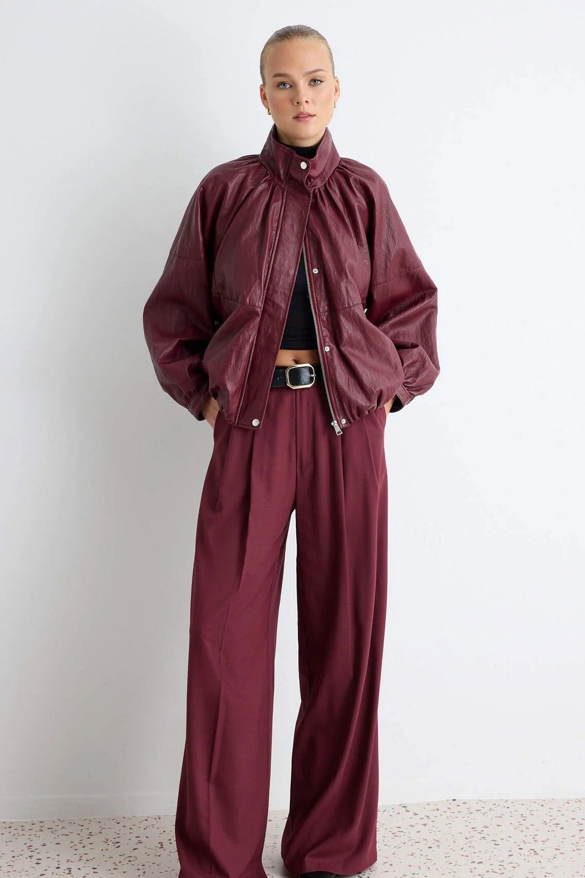 Kaputi TWOAW27MO00065 - bordo [djesi-src-6b91959aa639665c5c0fdd8ea6423441454bf06bcf27721a25d43bbe57d6864b]