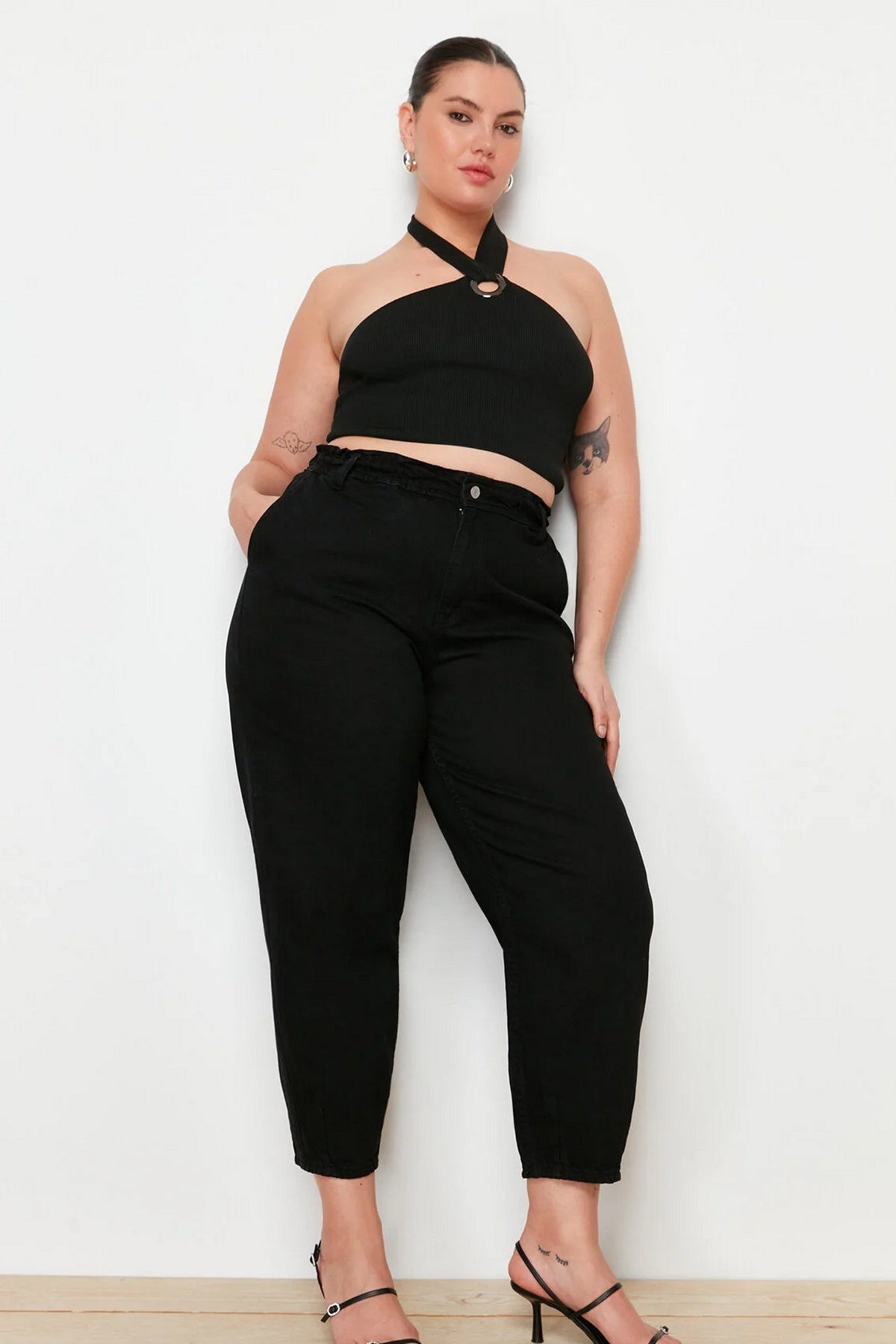 Jeans TBBAW23CJ00007 - crna [djesi-src-229453bbe13313d6b9f18fc0bf97b50c9c5ae0aa812d489c6dc911c9e9f86314]