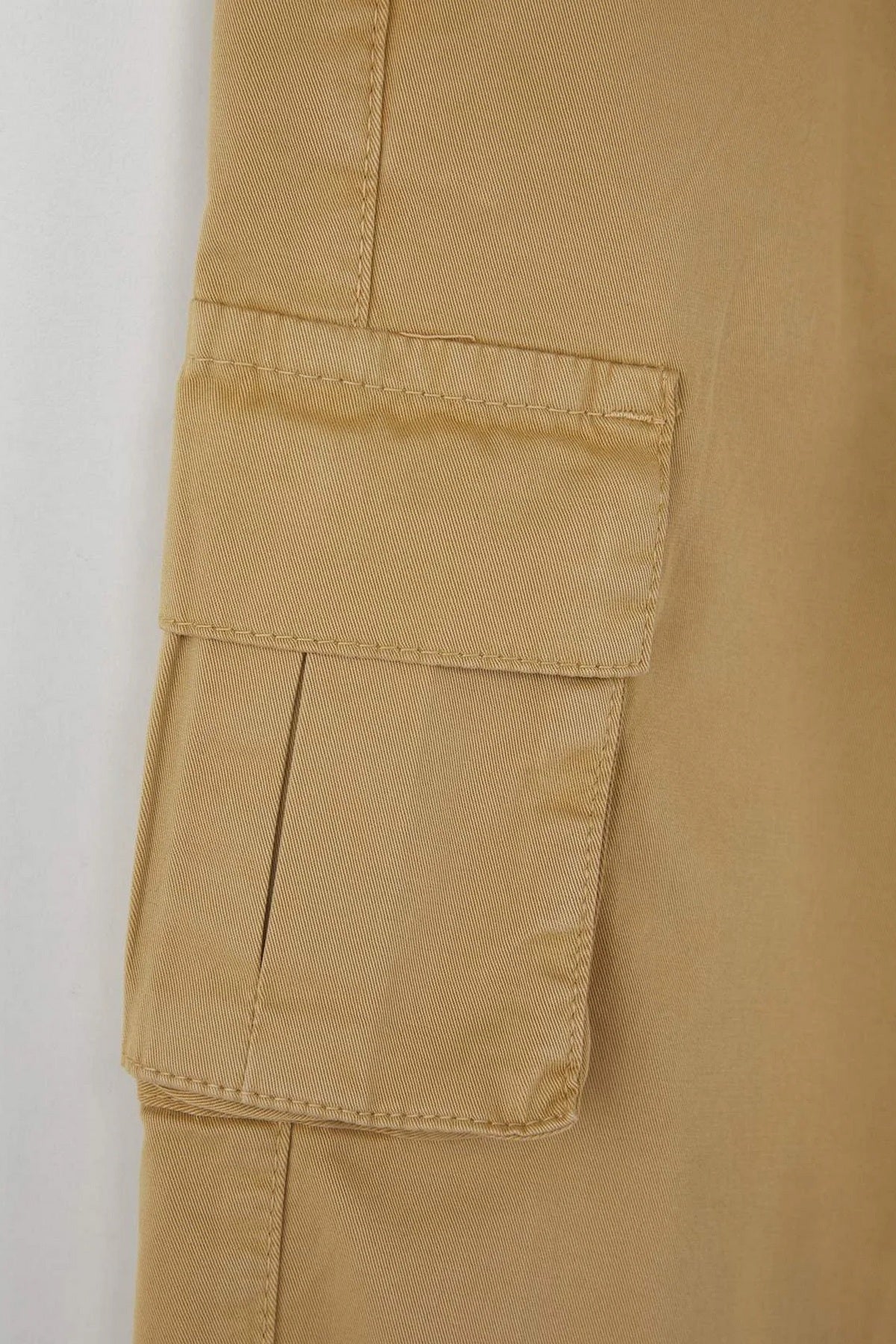 Pantalone TKDAW26PL00001 - bež [djesi-src-d71bf16fff9dfbfa6f42fd523f1e9226c22c8dc5e0d344257a126306a0379a36]