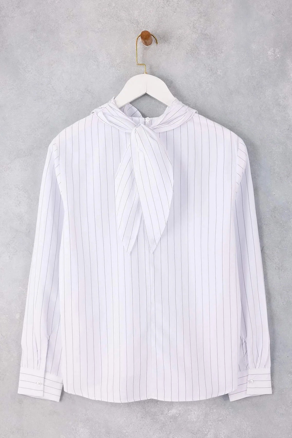 Bluze TWOSS26BZ00088 - crna [djesi-src-7e0f0a7d591f4ae98aed566ed4bcc828248b6652d406575f22e3c217c66aa3b5]