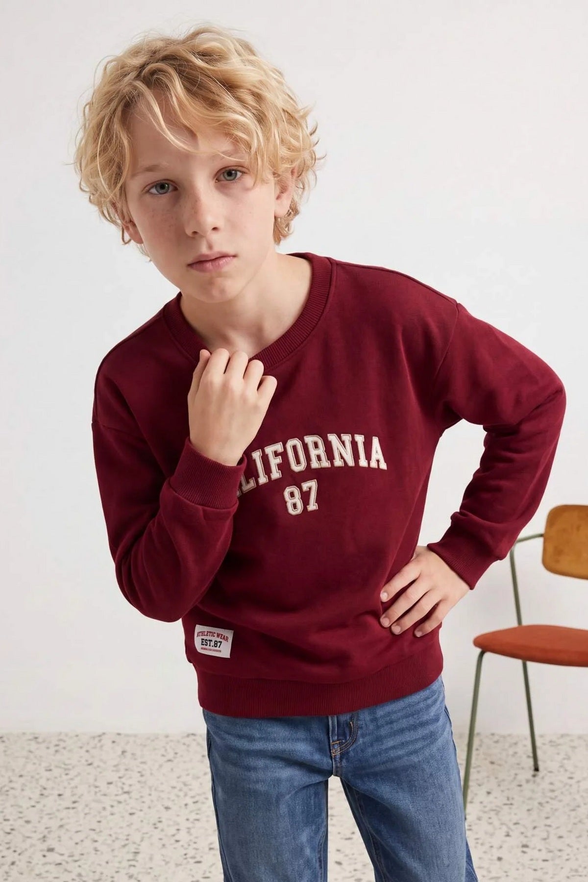 Dukserica TKDAW27SW00005 - bordo [djesi-src-96789154f086945d8f686754db3de7949414cfc448a6bedaac7b710caaa9d99b]