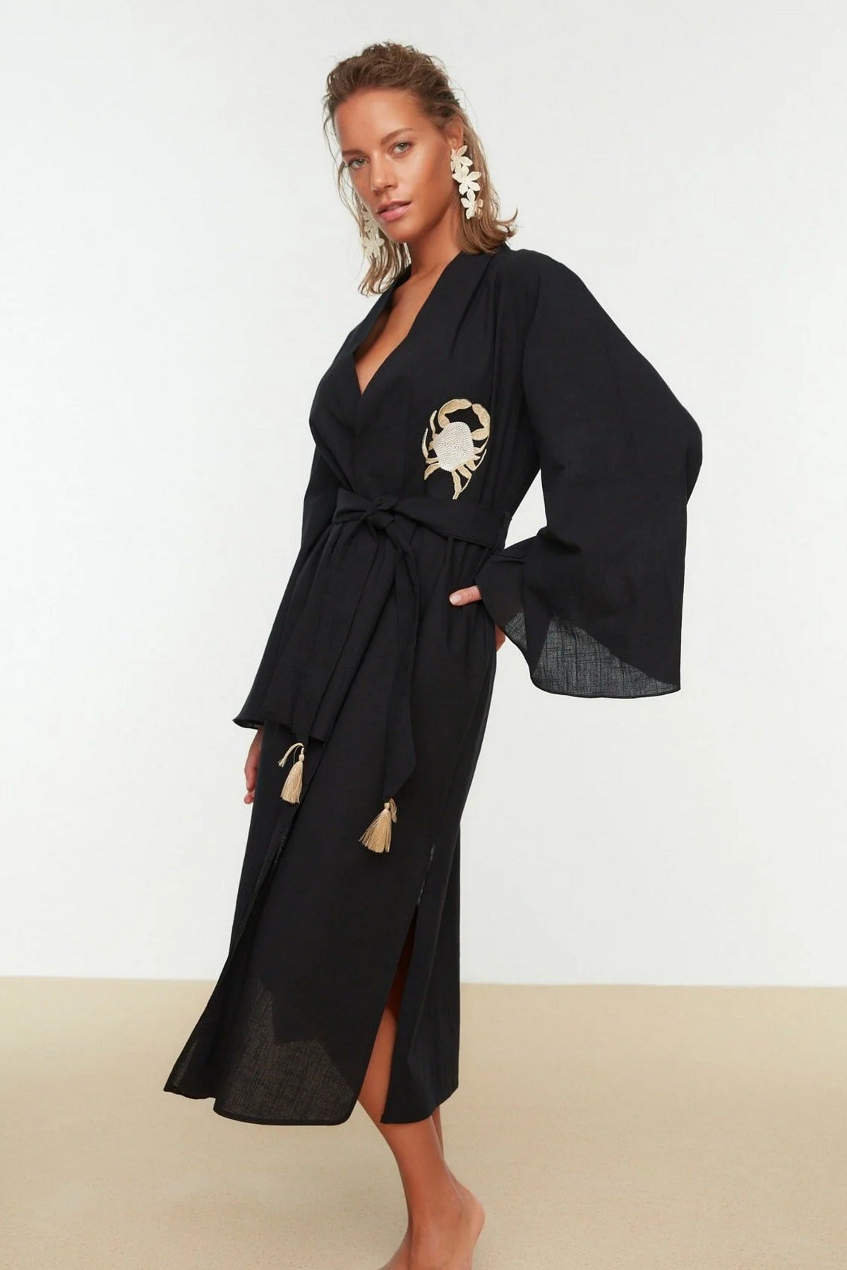 Kimono TBESS22KM0039 - crna [djesi-src-16ce6a6c7037fc4b04185befc4d96c8bb83c90182ceccde8467a7fef2446b709]