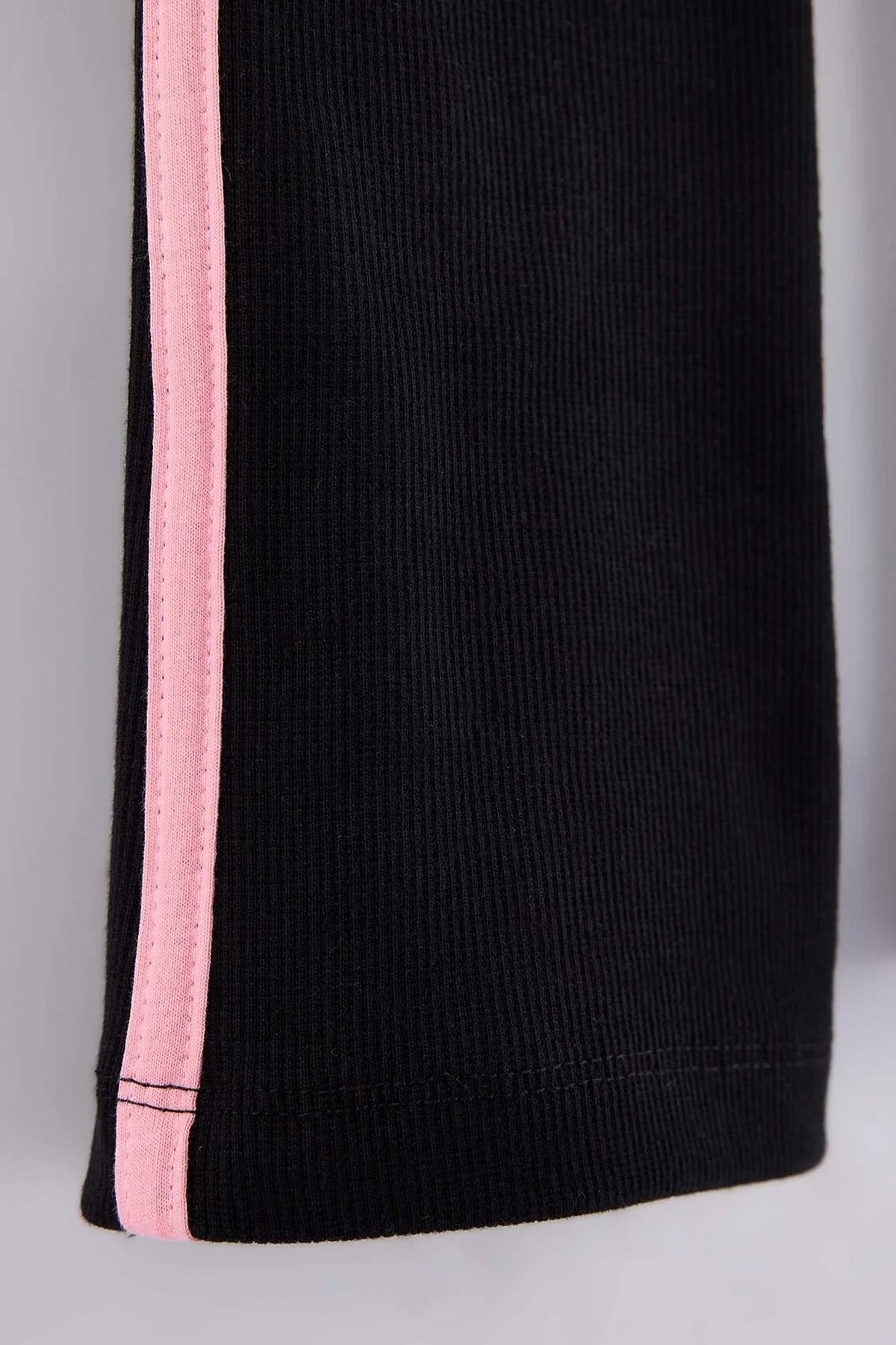 Komplet TKDAW27AU00010 - roze [djesi-src-7c45e1fec66598de49692939caaa295beaa926cfa7d7f8f4f1f20b2c6f93ded0]