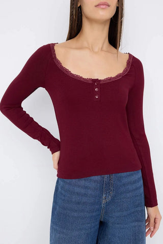 Bluze TWOAW26BZ00106 - bordo [djesi-src-f6e03ad15dfbaaa3377eff0da90452ae87712f4f3ddb2fbc14ed9a4eda577c67]