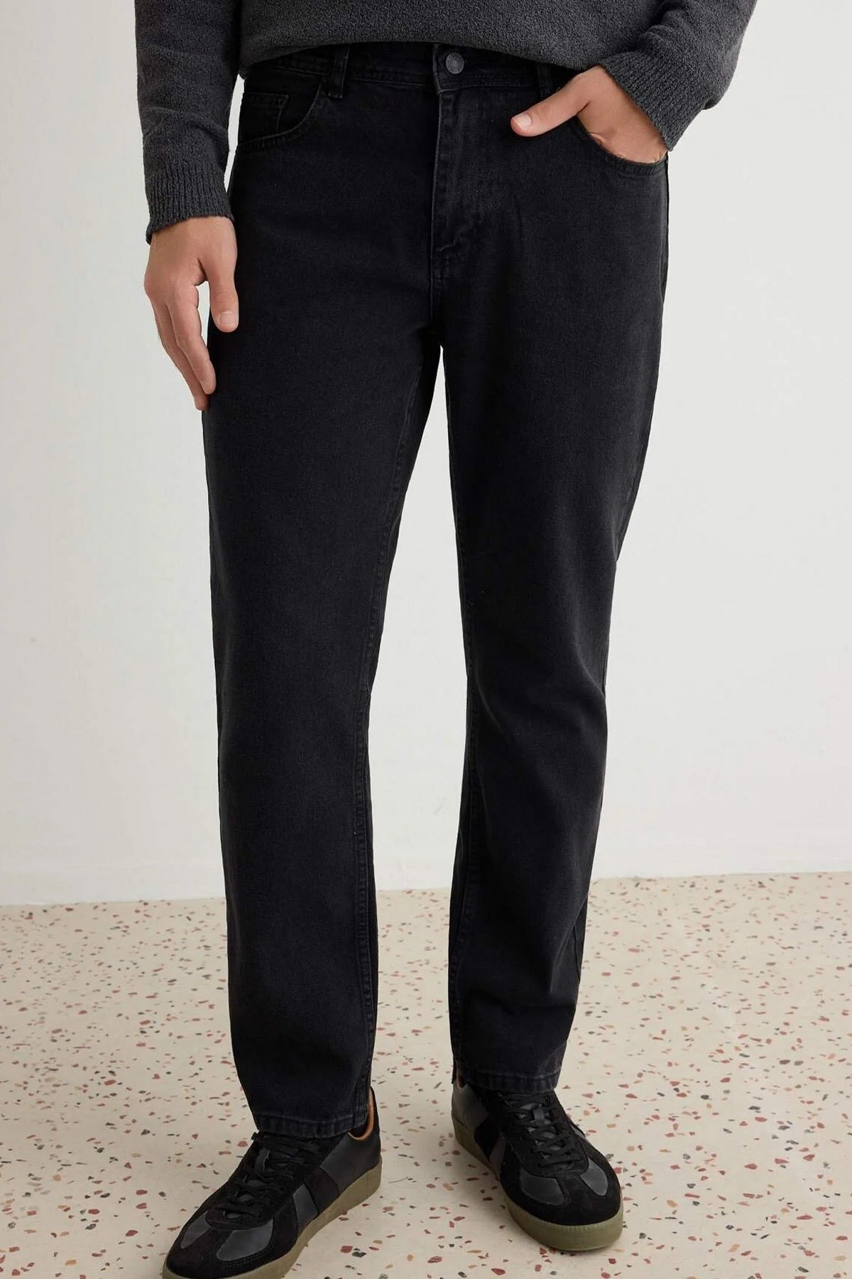 Jeans TMNAW21JE0286 - crna [djesi-src-b9f1141686b618b66f4098b6c0457582a87190111f60e5c20b4e972423838fbc]