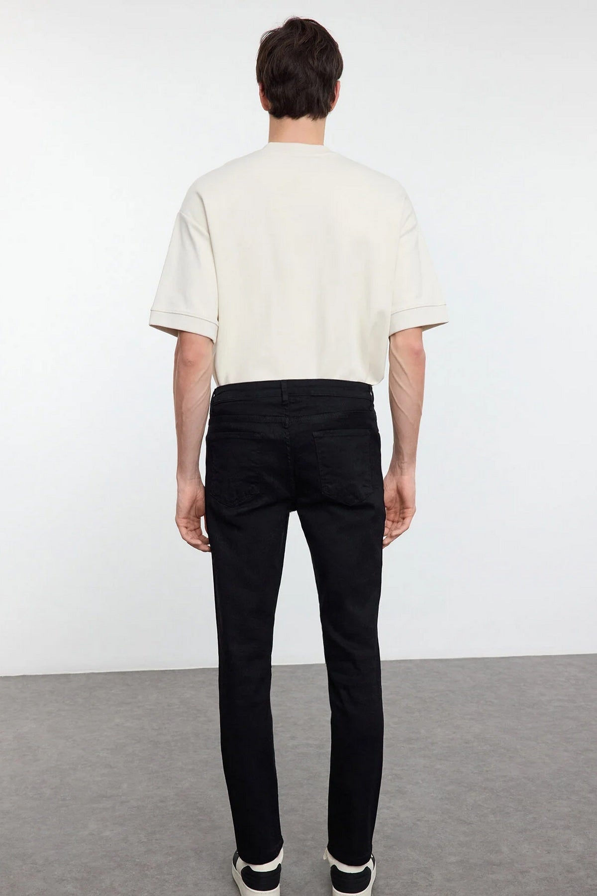 Jeans TMNAW25JE00005 - crna [djesi-src-fcf522e1fa93103328e3da8e743cfdb87a59f488af9c212b1c87e121a9497c1c]